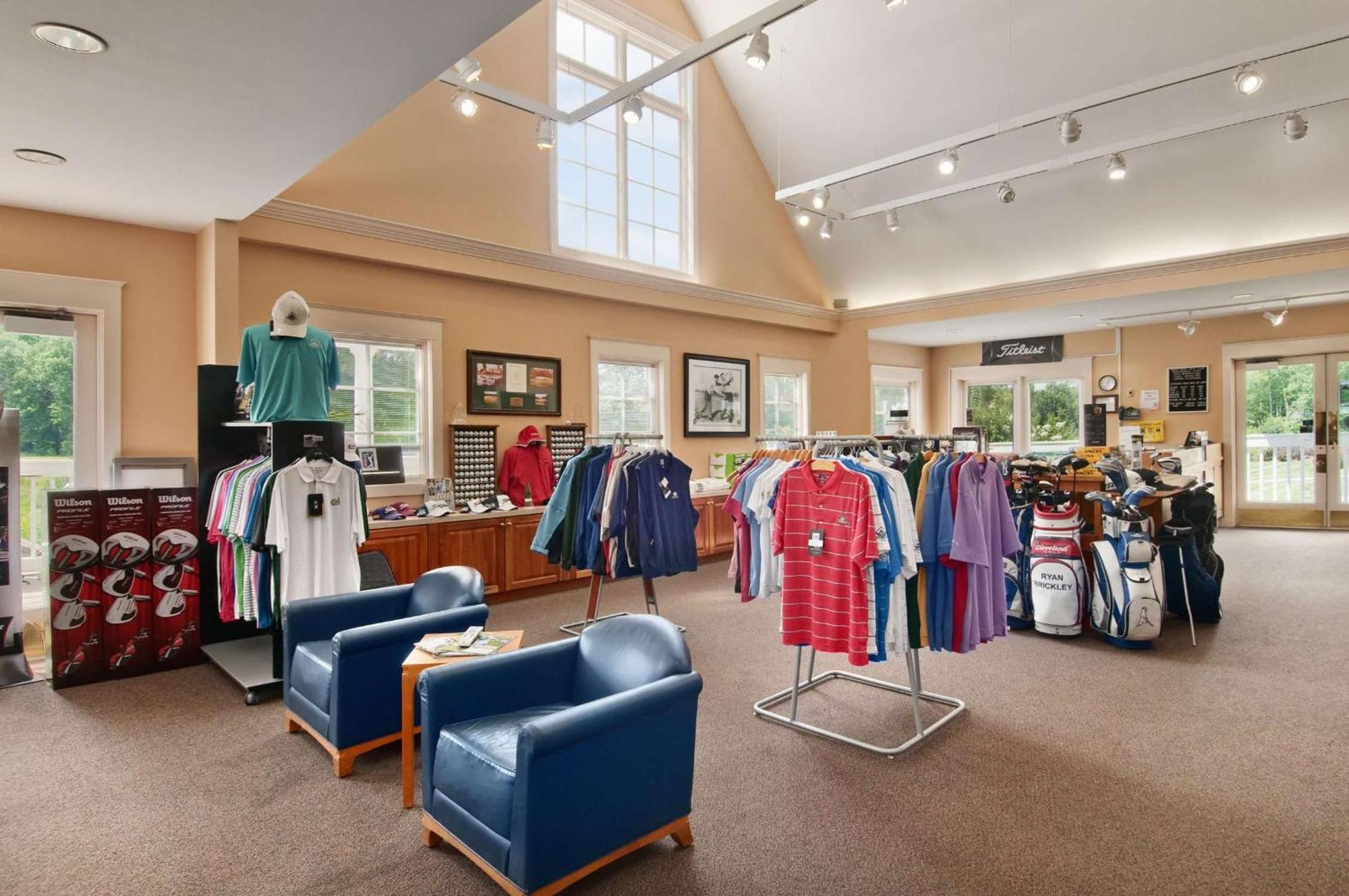 Embassy By Hilton Charlotte Golf & 3* Concord