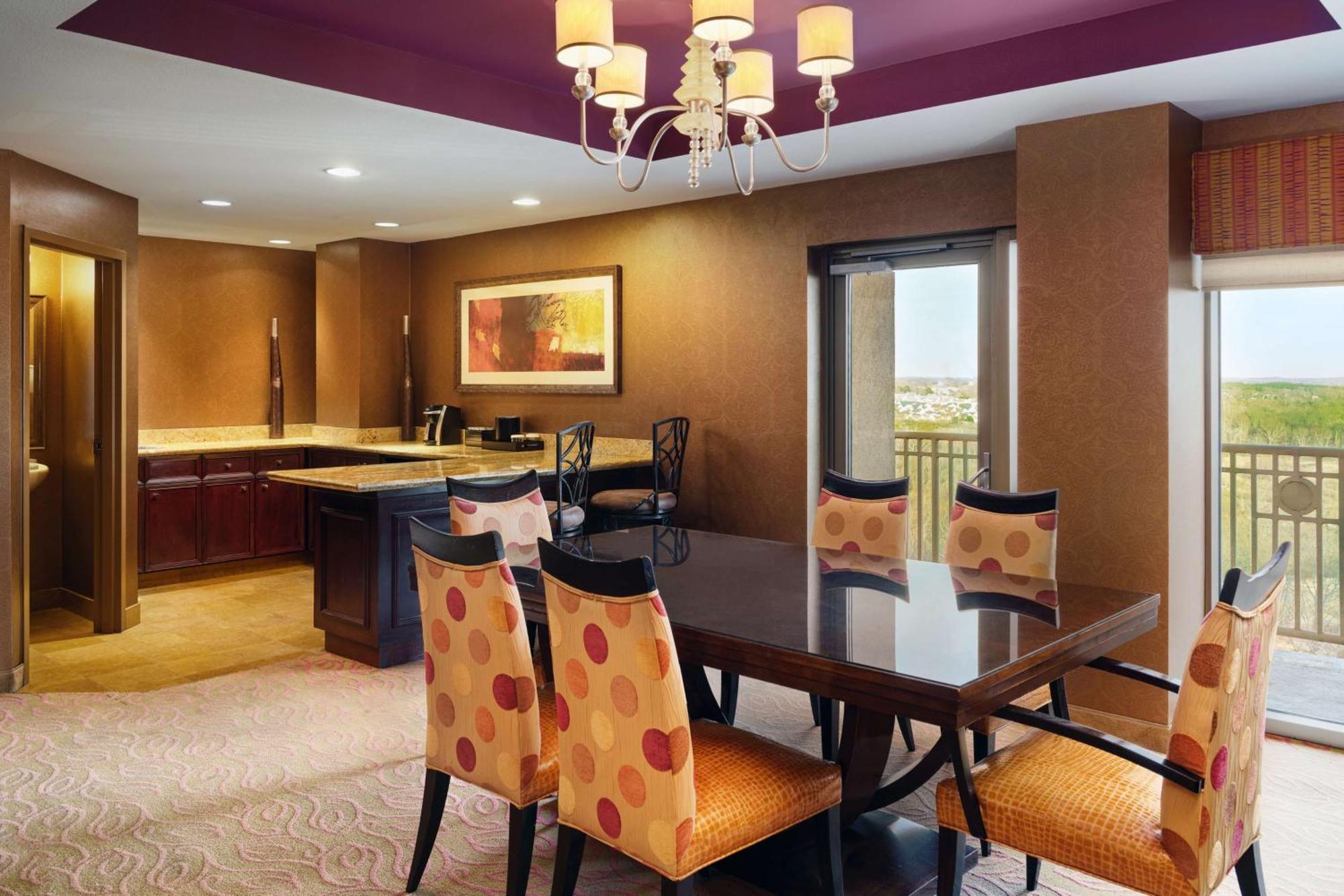 Resort Embassy By Hilton Charlotte Golf & 3*