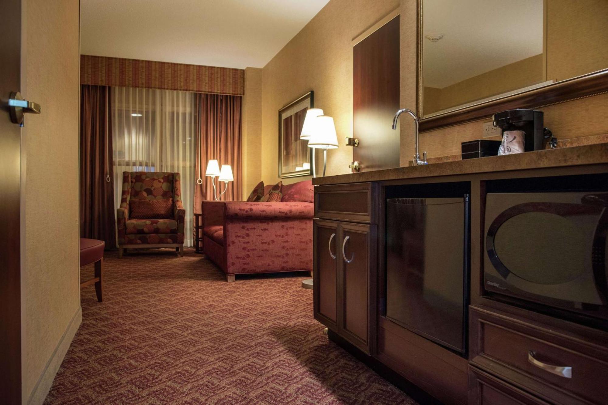 Embassy By Hilton Charlotte Golf & Resort 3*