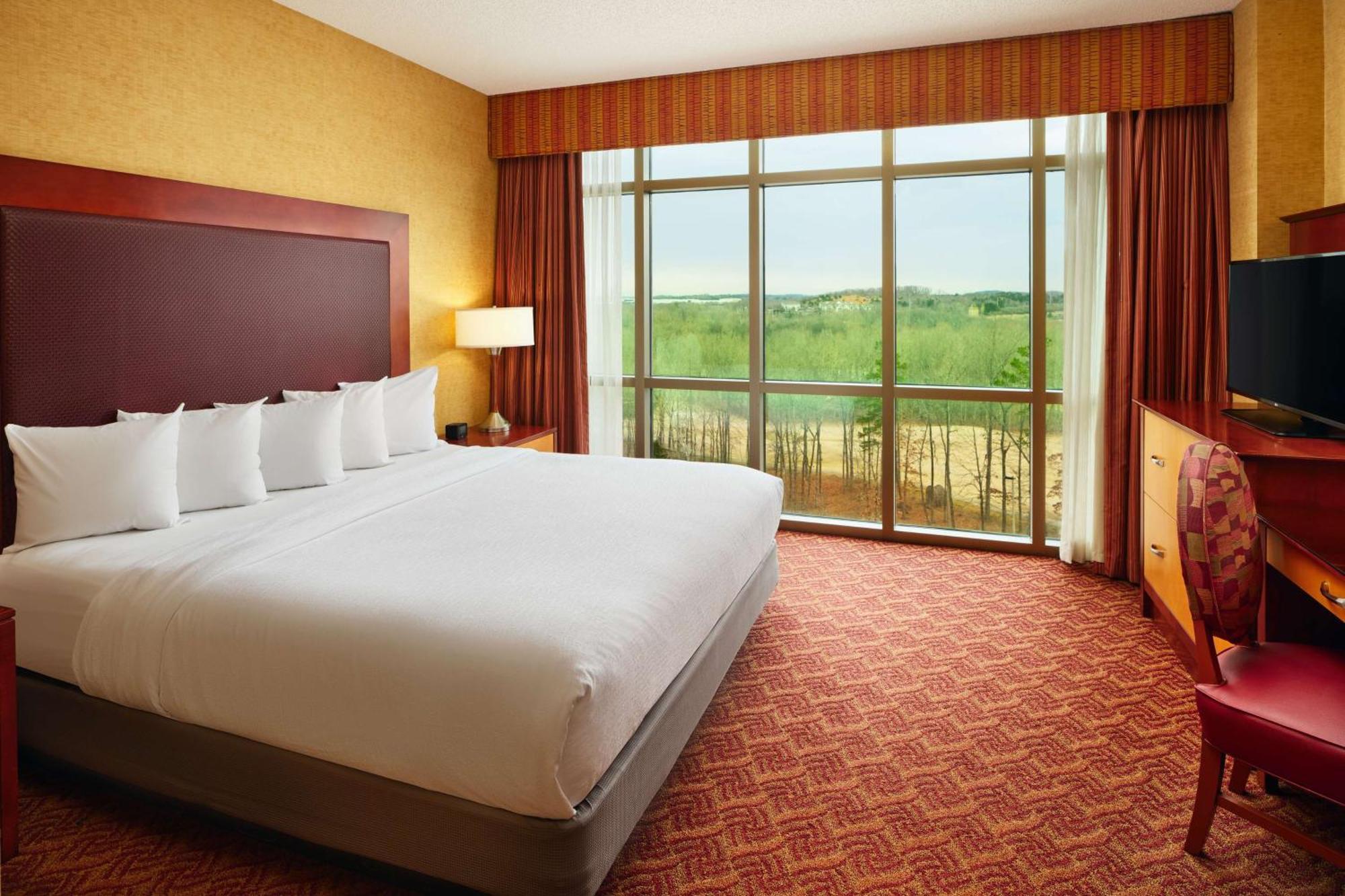 Embassy By Hilton Charlotte Golf & Resort Concord