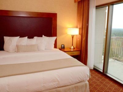 Embassy By Hilton Charlotte Golf & Resort Concord